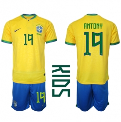 Brazil Antony #19 Home Stadium Replica Jersey Kids World Cup 2022 Short Sleeves (+ pants)