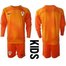 Croatia Goalkeeper Away Stadium Replica Jersey Kids World Cup 2022 Long Sleeves (+ pants)