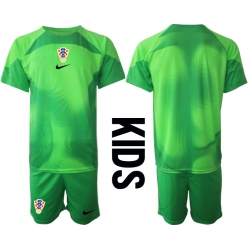 Croatia Goalkeeper Home Stadium Replica Jersey Kids World Cup 2022 Short Sleeves (+ pants)