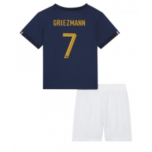 France Antoine Griezmann #7 Home Stadium Replica Jersey Kids World Cup 2022 Short Sleeves (+ pants)