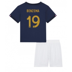 France Karim Benzema #19 Home Stadium Replica Jersey Kids World Cup 2022 Short Sleeves (+ pants)