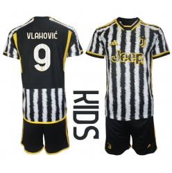 Juventus Dusan Vlahovic #9 Home Stadium Replica Jersey Kids 2023-24 Short Sleeves (+ pants)