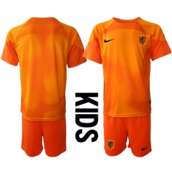 Netherlands Goalkeeper Away Stadium Replica Jersey Kids World Cup 2022 Short Sleeves (+ pants)