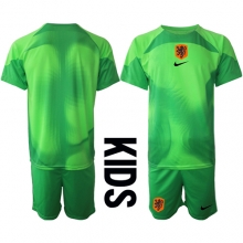 Netherlands Goalkeeper Home Stadium Replica Jersey Kids World Cup 2022 Short Sleeves (+ pants)