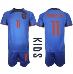 Netherlands Steven Berghuis #11 Away Stadium Replica Jersey Kids World Cup 2022 Short Sleeves (+ pants)