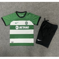 Sporting CP Home Stadium Replica Jersey Kids 2023-24 Short Sleeves (+ pants)